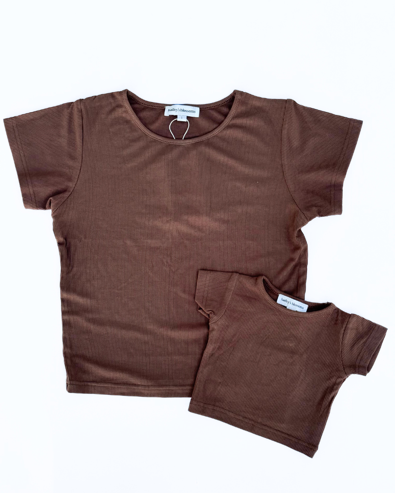 ava ribbed tee - smokehouse brown