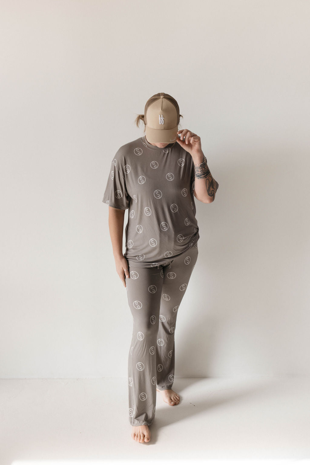 Short Sleeve Women's Bamboo Pajamas | Sage Yin Yang - Ivory Soul