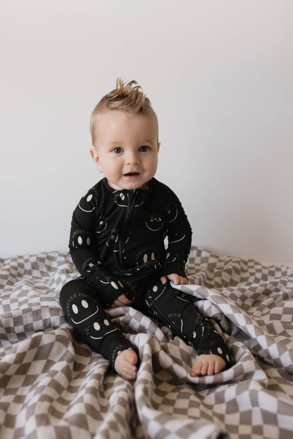 Bamboo Zip Pajamas | Charcoal & White ff Smile - Ivory Soul