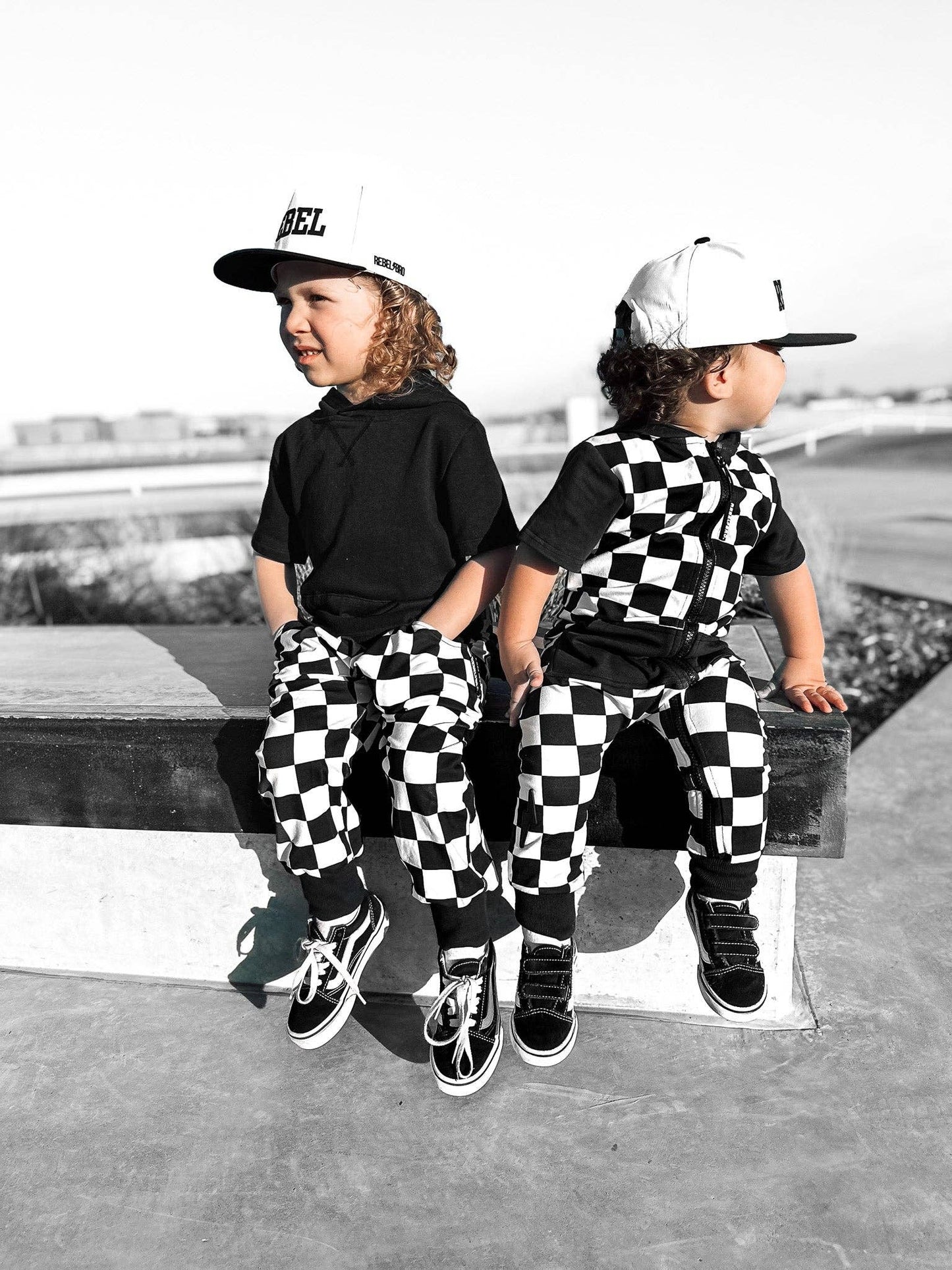 the basic rebel jogger in venice