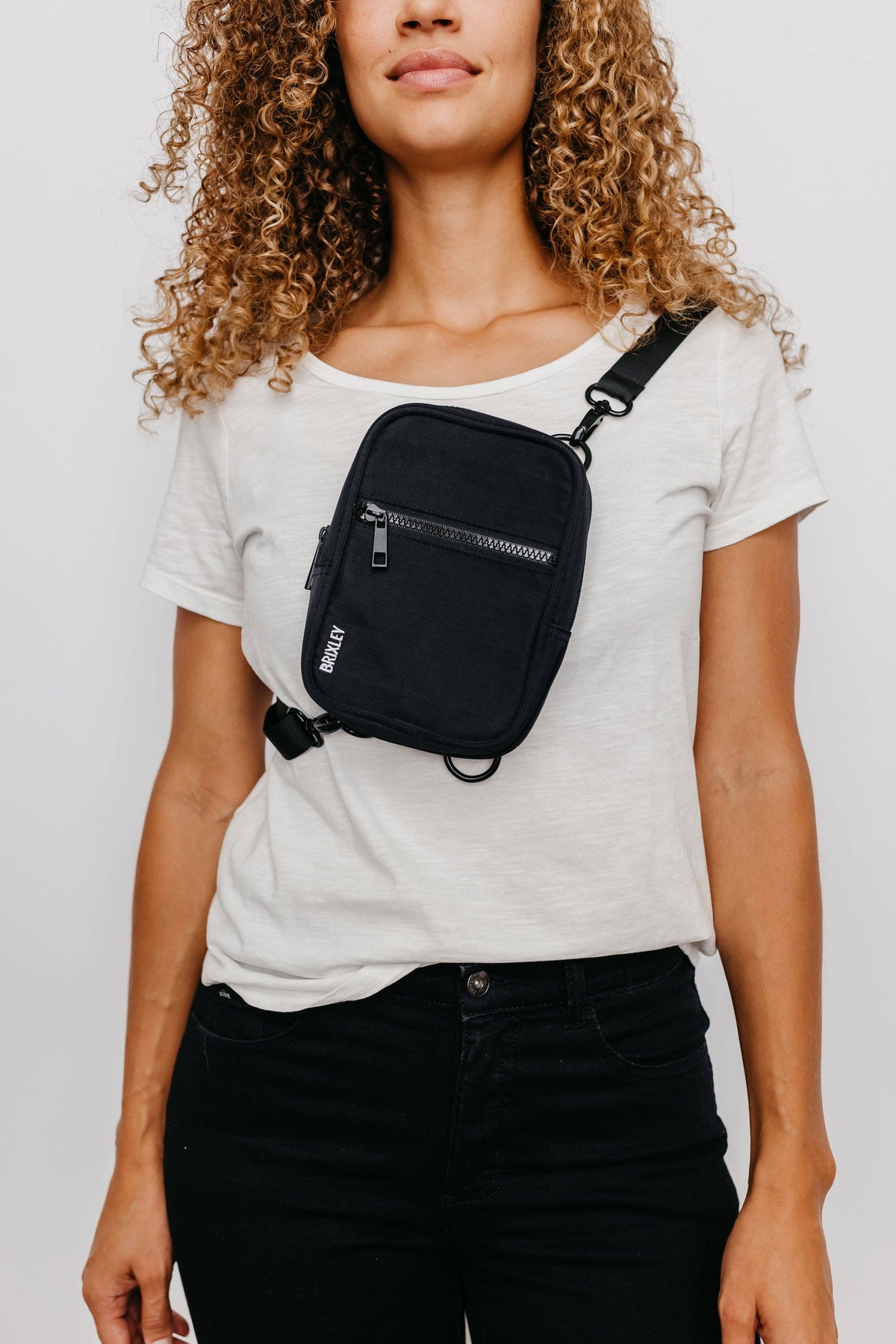 jet crossbody sling