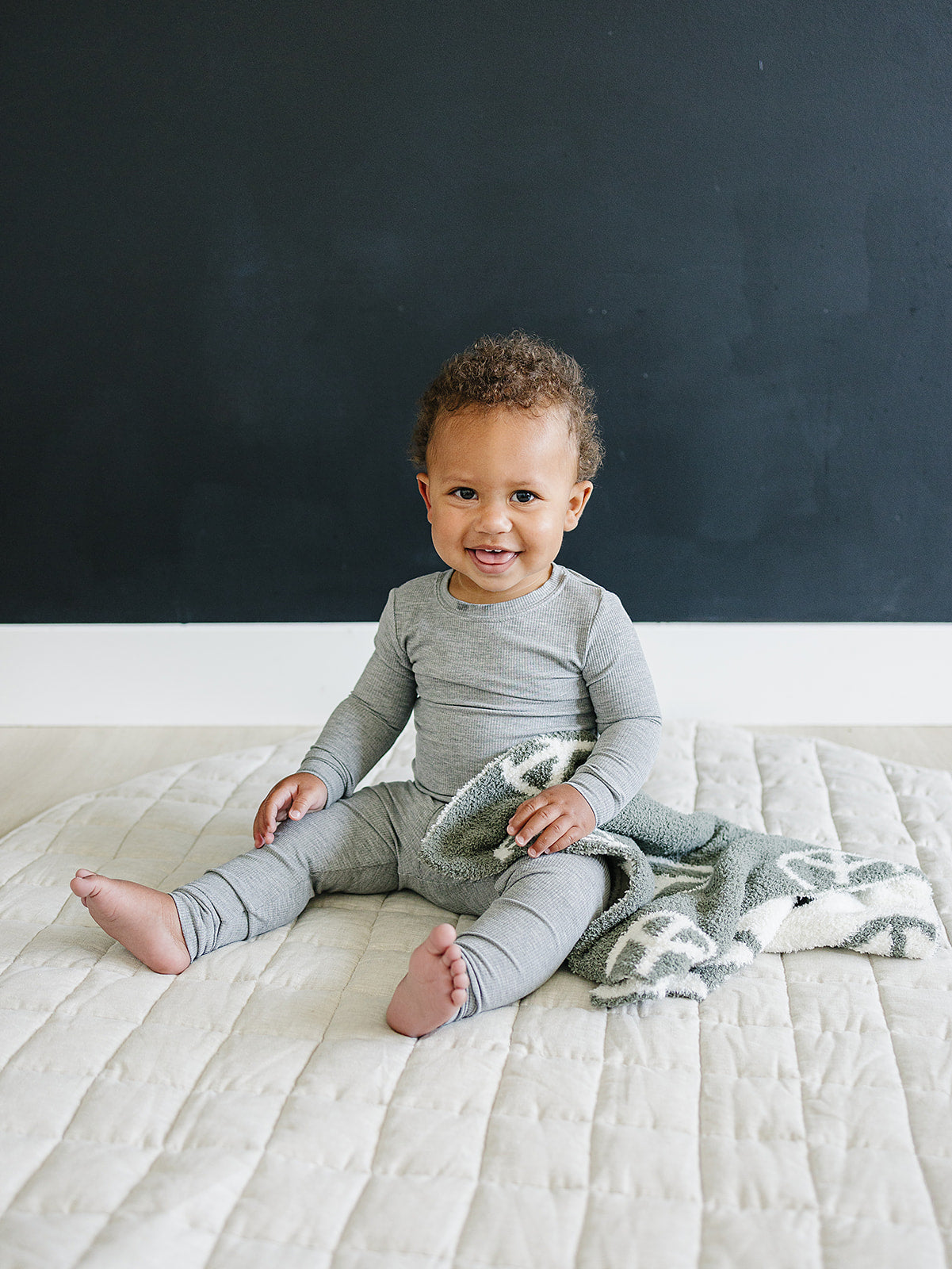 Heather Grey Ribbed Bamboo Cozy Set - Ivory Soul