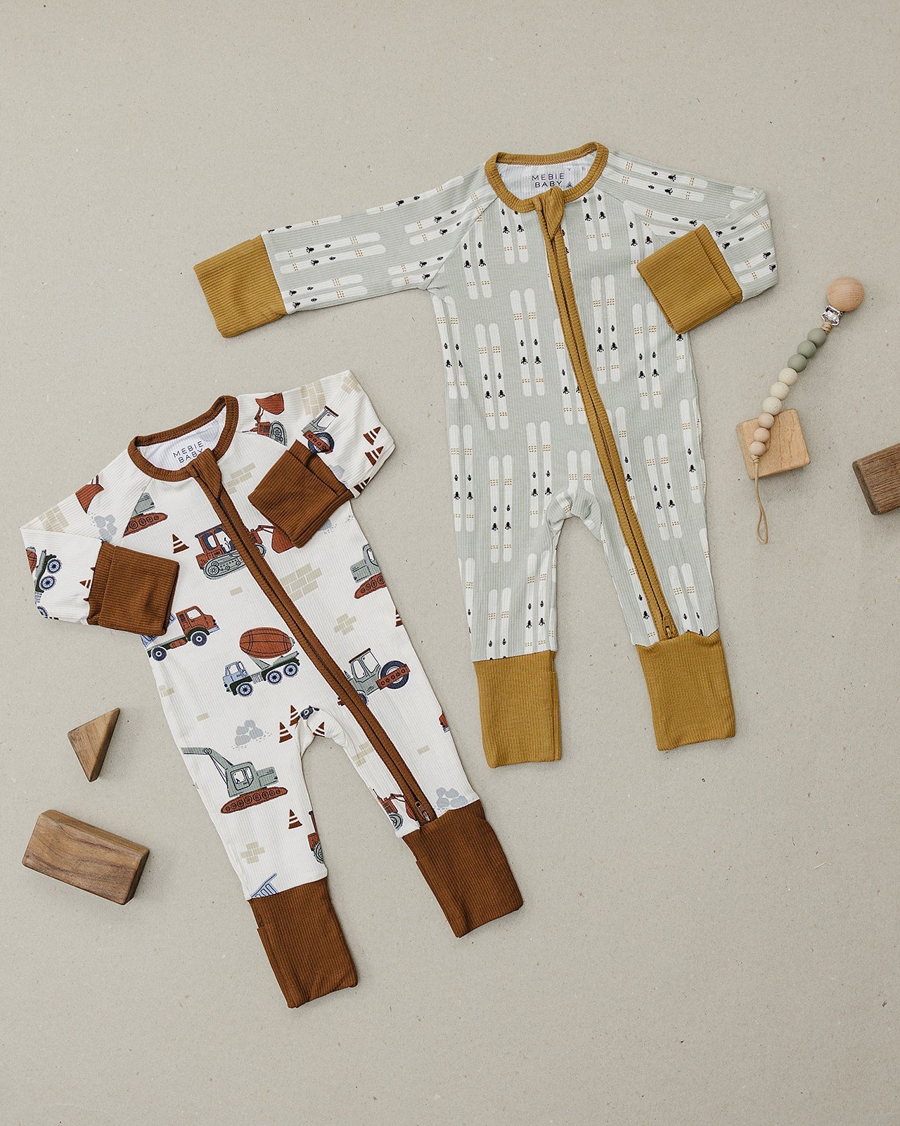 Construction Trucks Ribbed Bamboo Zipper - Ivory Soul