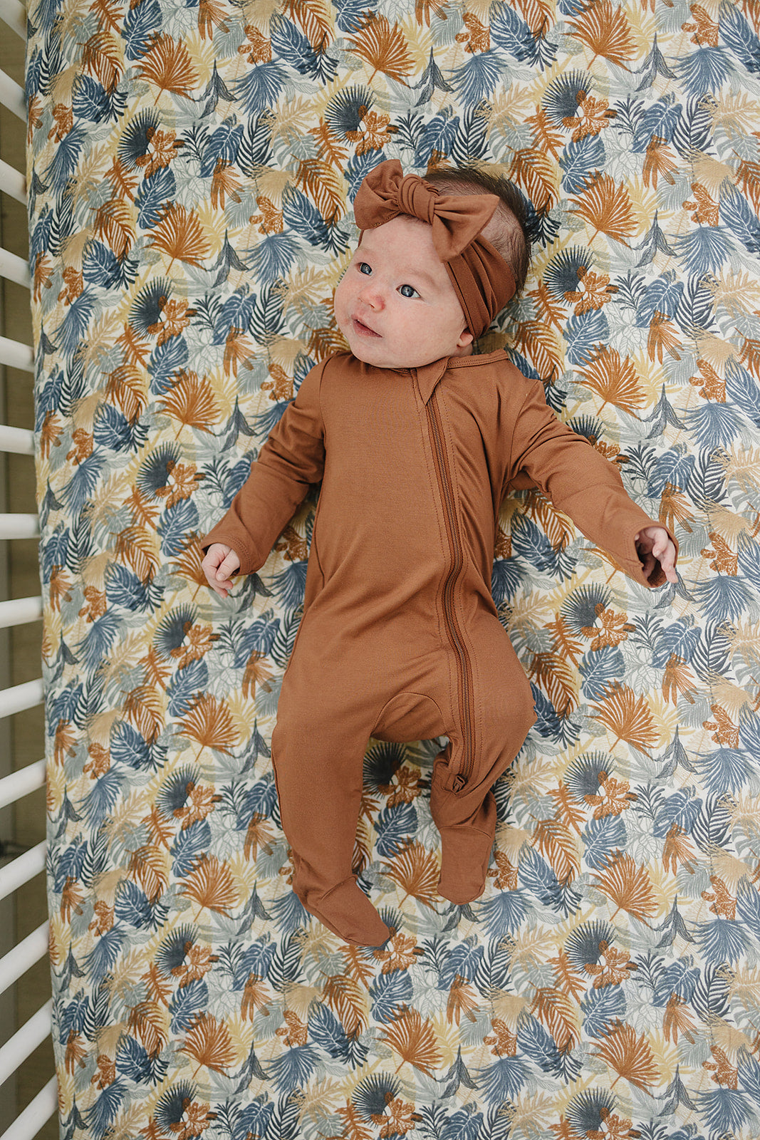 Paradise Palms Muslin Crib Sheet - Ivory Soul