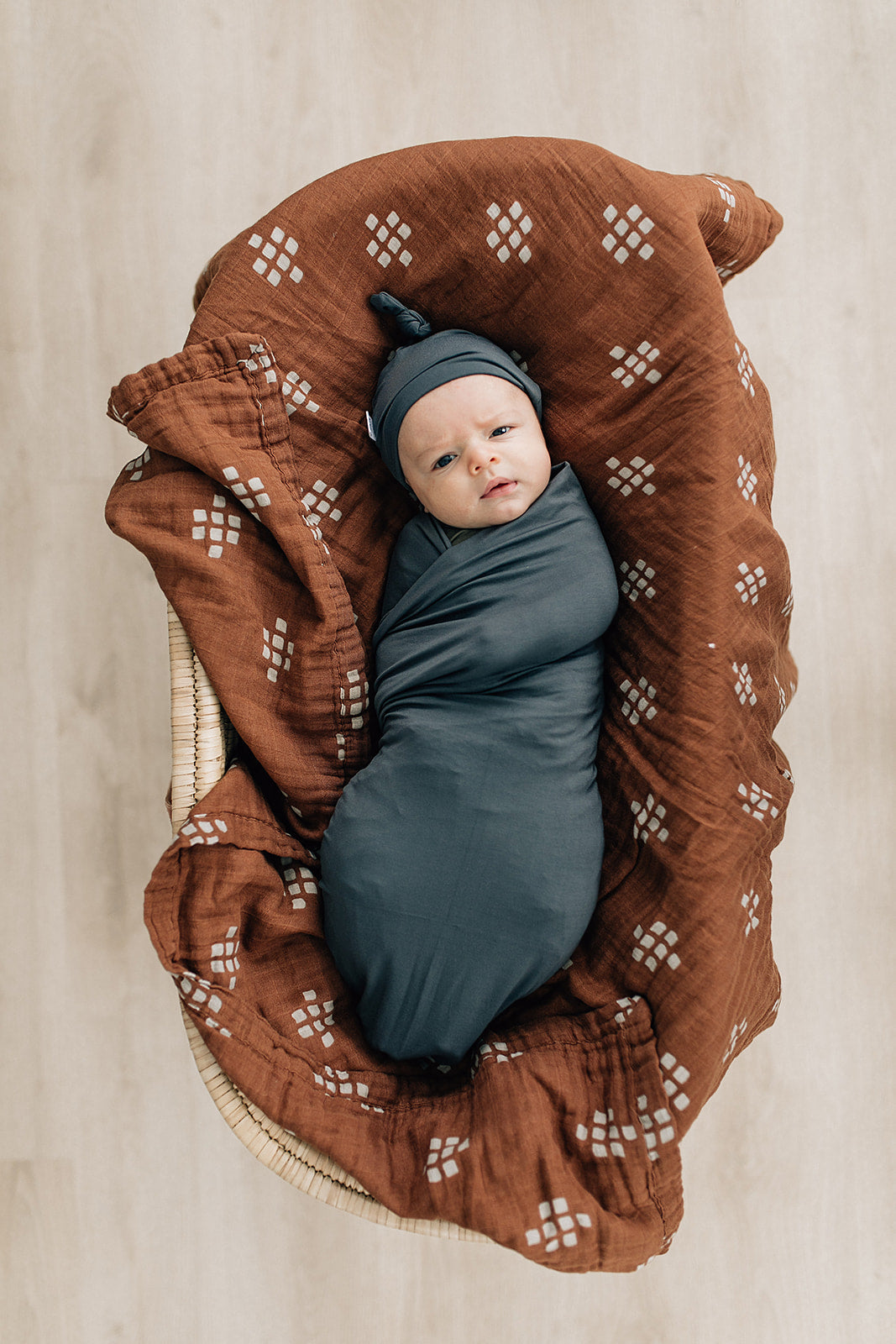 Charcoal Bamboo Newborn Knot Hat - Ivory Soul