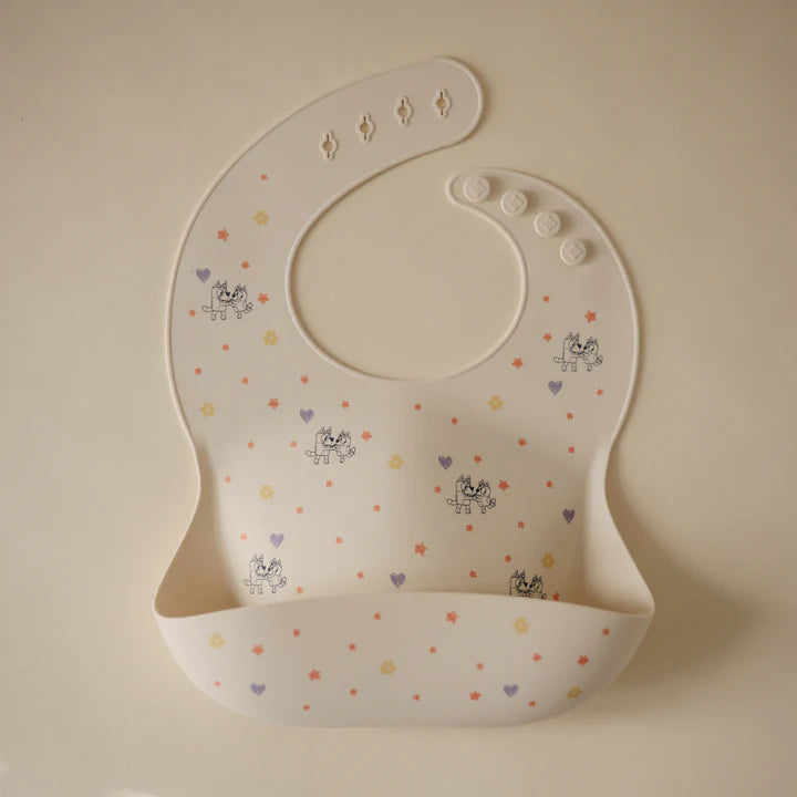 bluey x mushie silicone baby bib - ivory