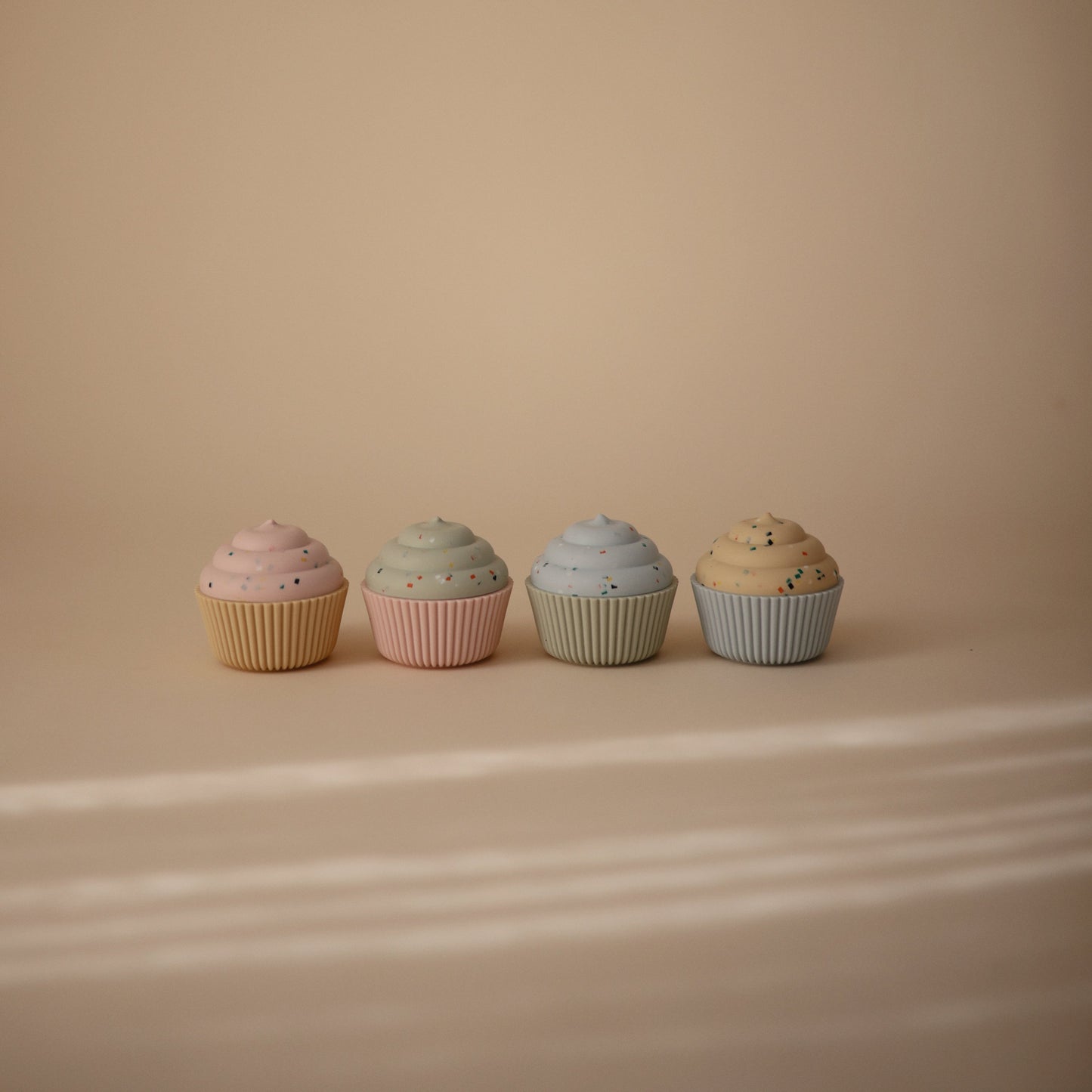 Mix and Match Cupcake Toy - Ivory Soul