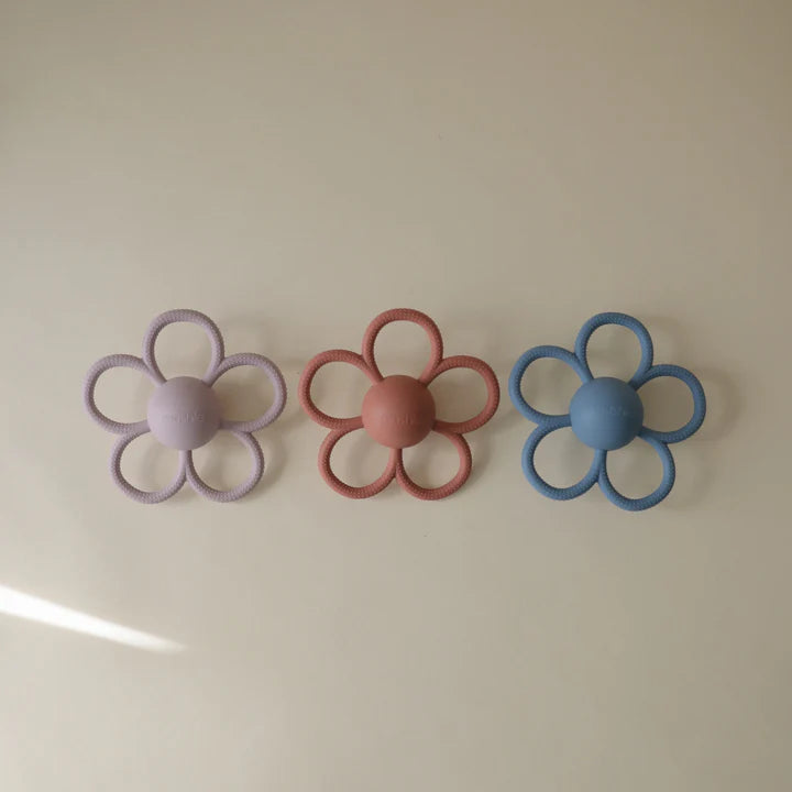 daisy rattle teether