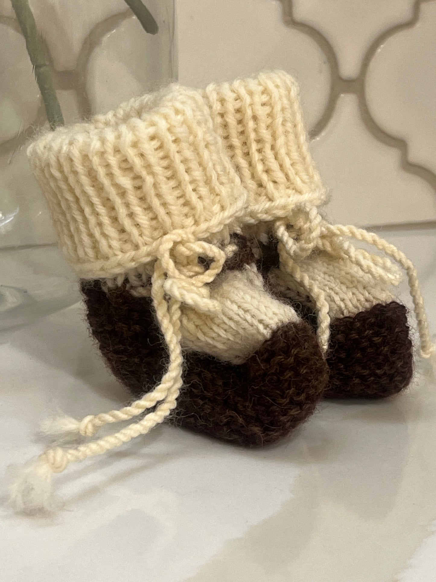 knit baby booties