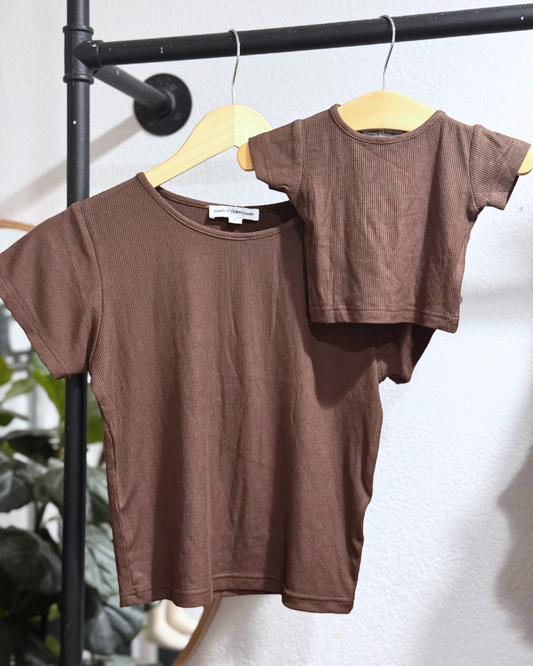 ava ribbed tee - smokehouse brown