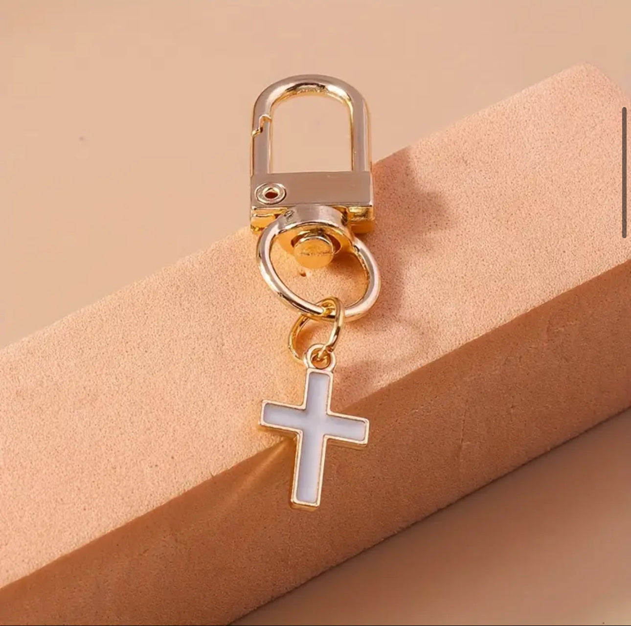 cross keychain - Ivory Soul