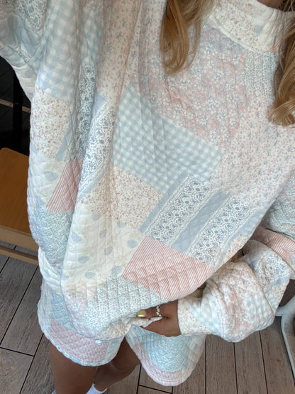 shades of blue quilted pastel mockneck sweatshirt