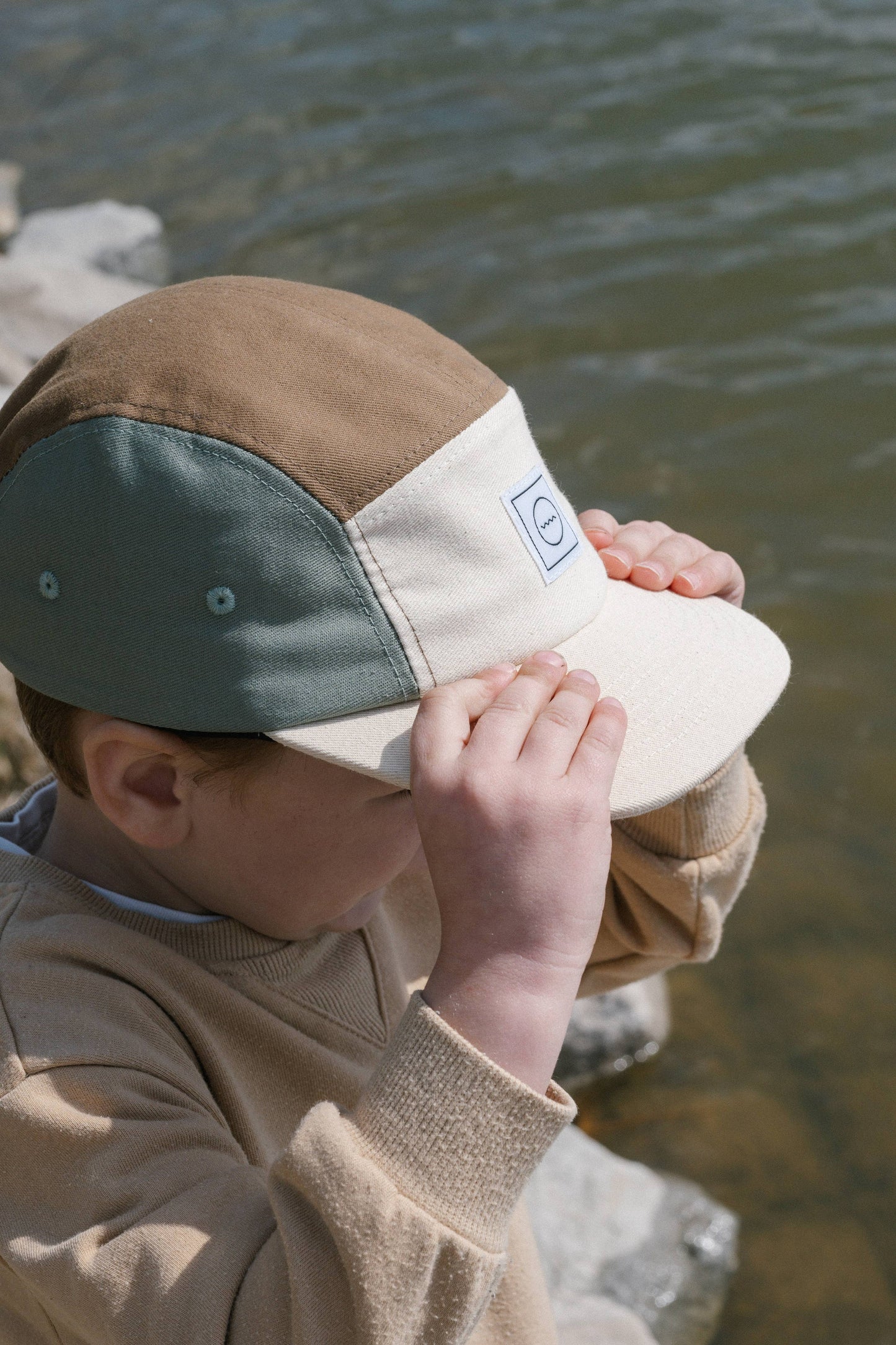 cotton five-panel hat in coastline