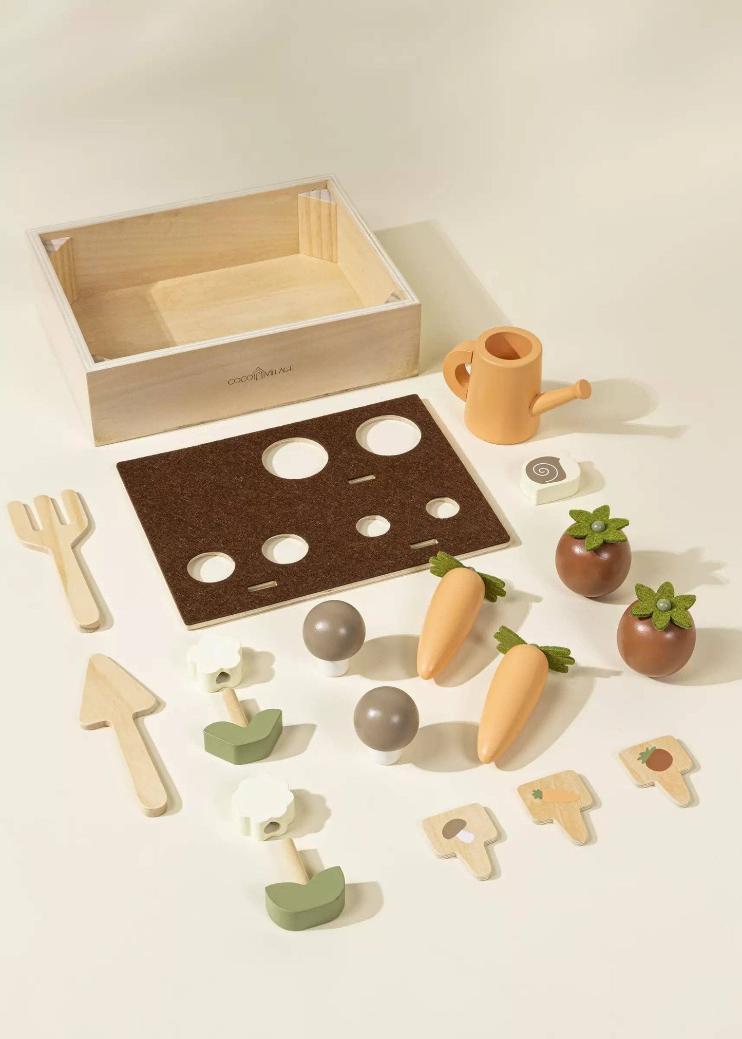 wooden gardening playset and accessories