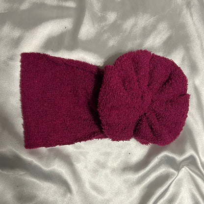 burgandy sweater bow