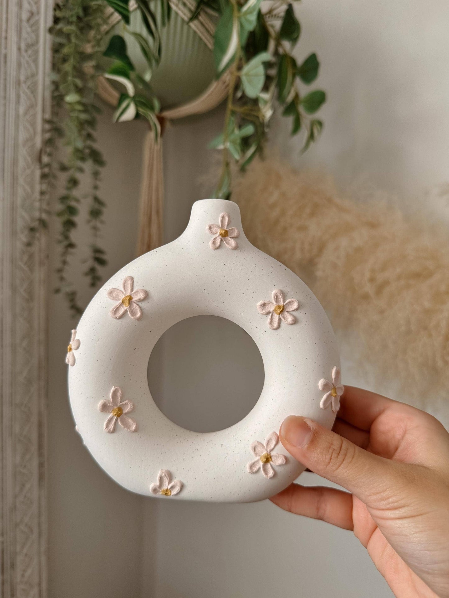 ceramic pink daisy vases