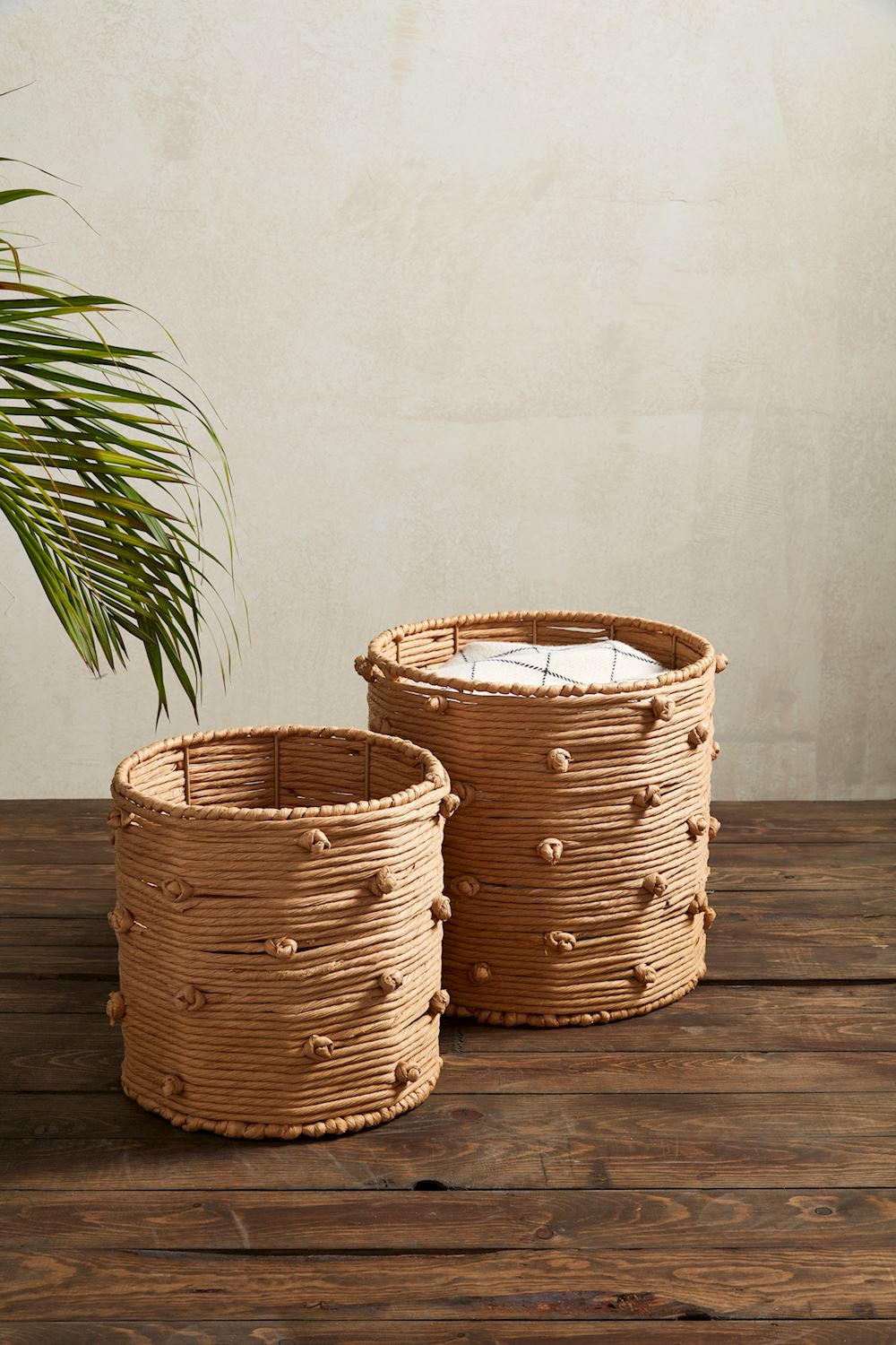 small natural knot rope basket