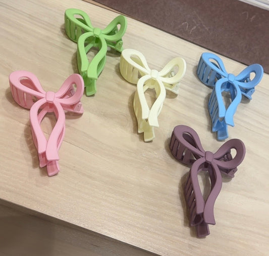 matte bow clip