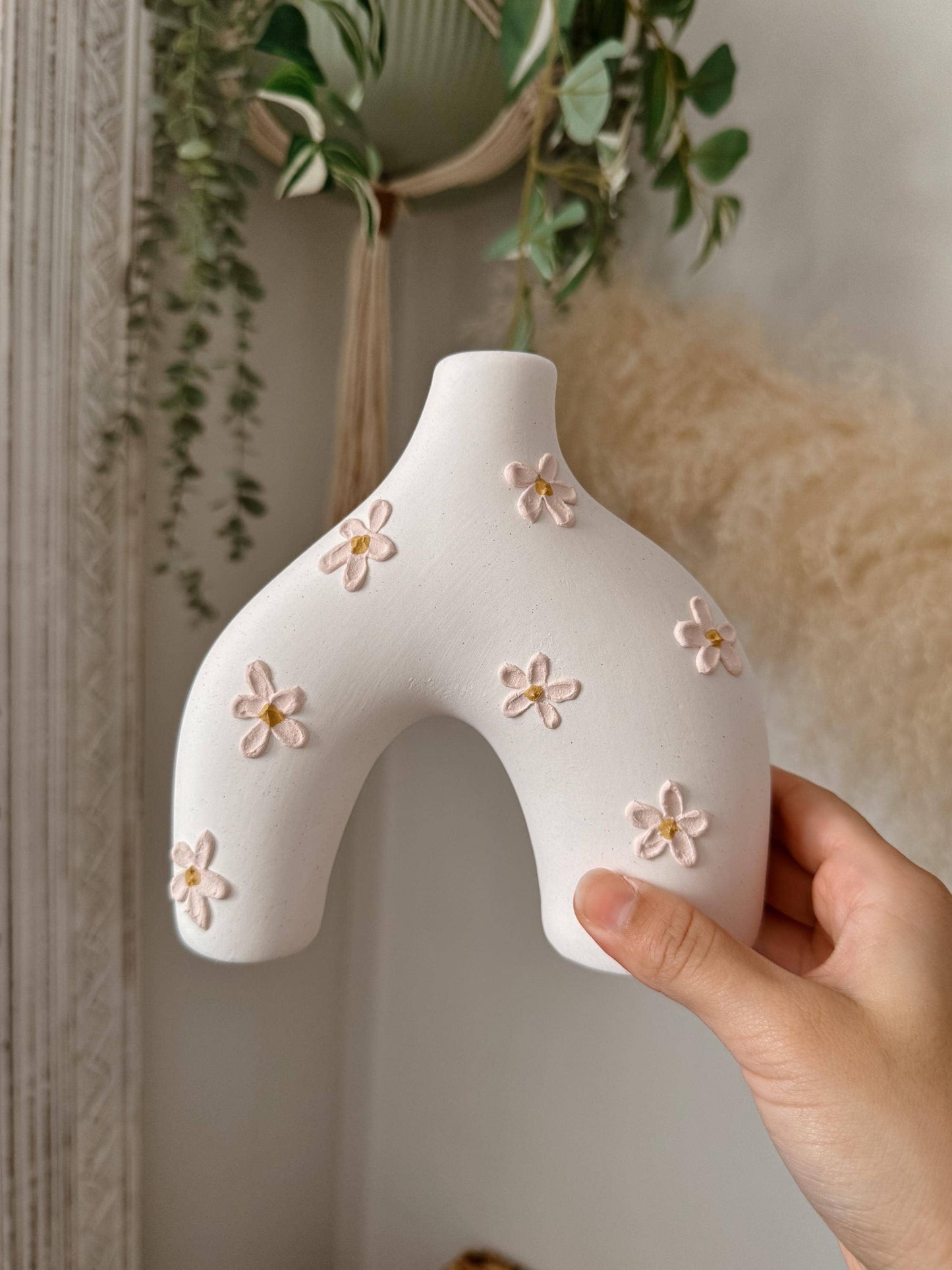 ceramic pink daisy vases