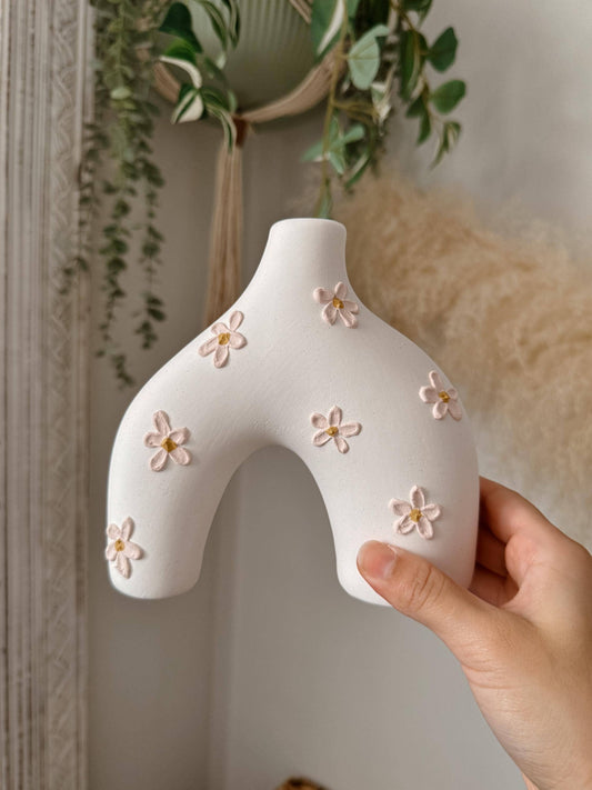 ceramic pink daisy vases