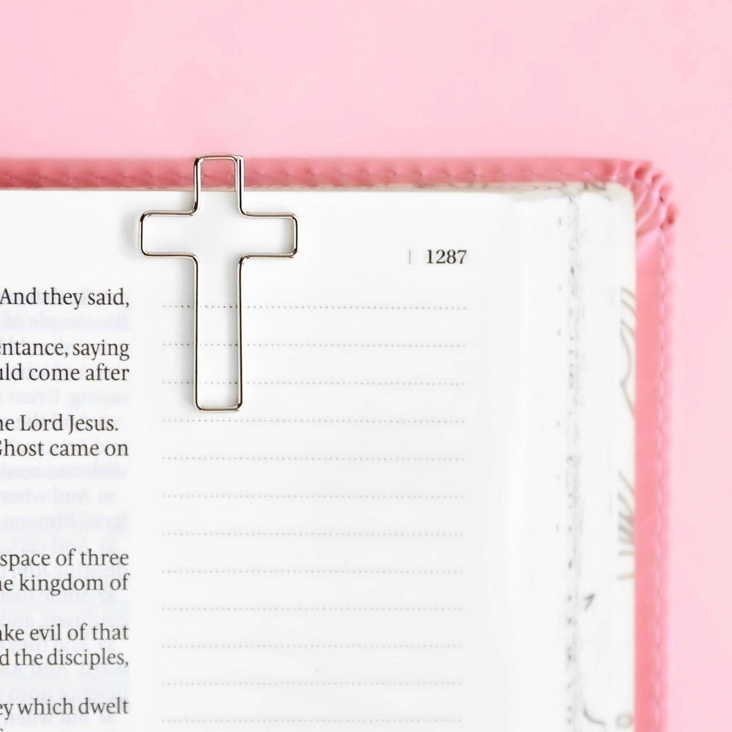 bookmark + cross paper clips