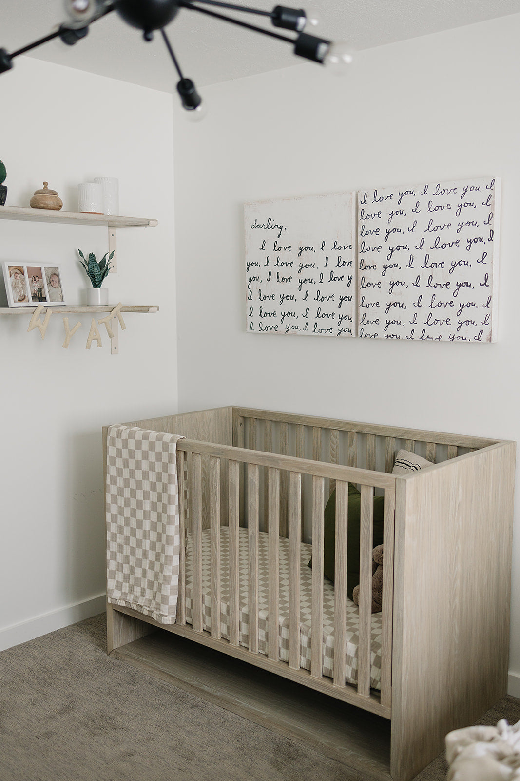 Taupe Checkered Muslin Crib Sheet - Ivory Soul