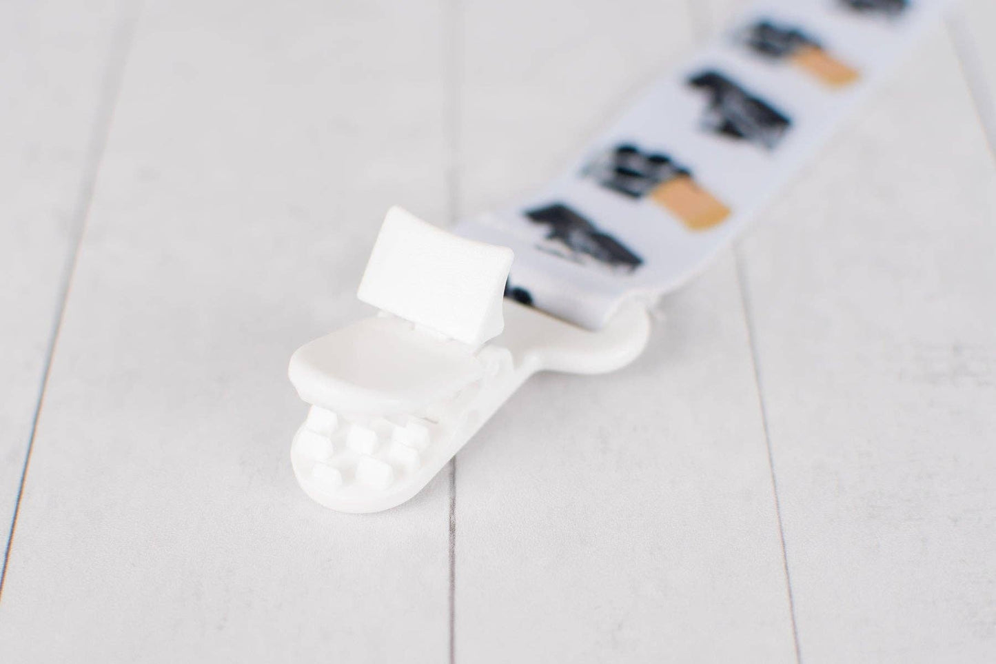 skid loader paci clip