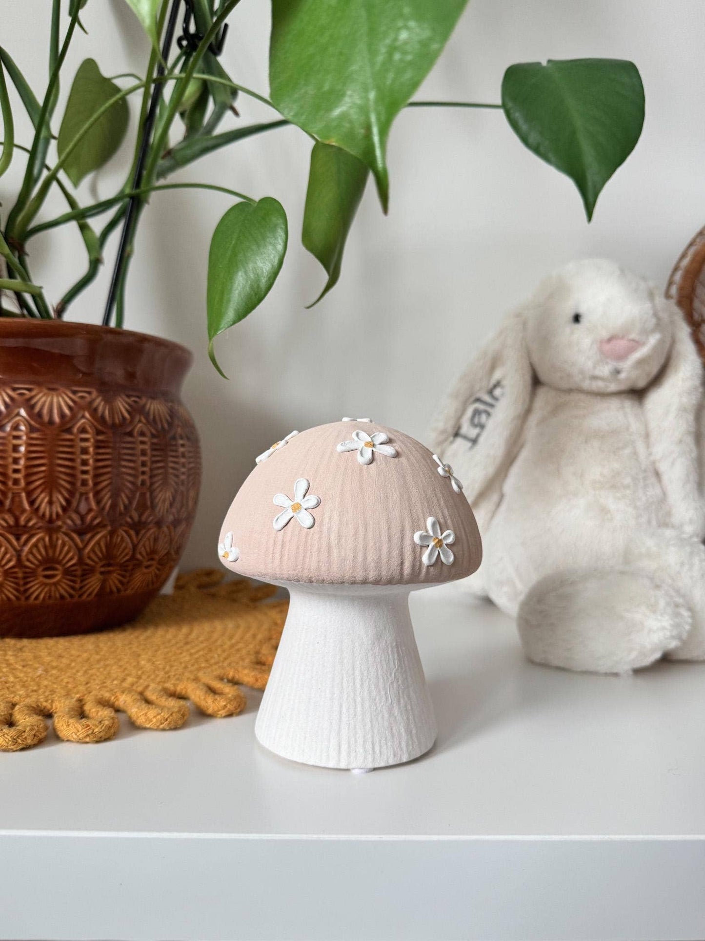 floral textured ceramic mushroom daisy decor keepsake