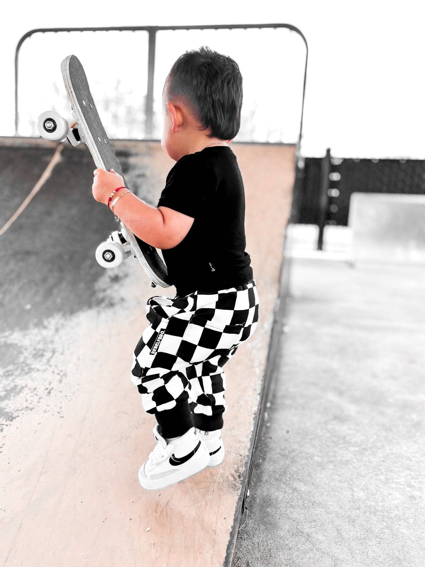 the basic rebel jogger in venice