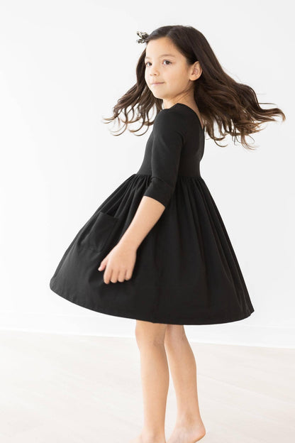 3/4 pocket twirl dress - black