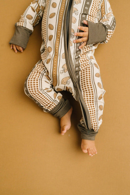 touchdown stripe bamboo sleeper