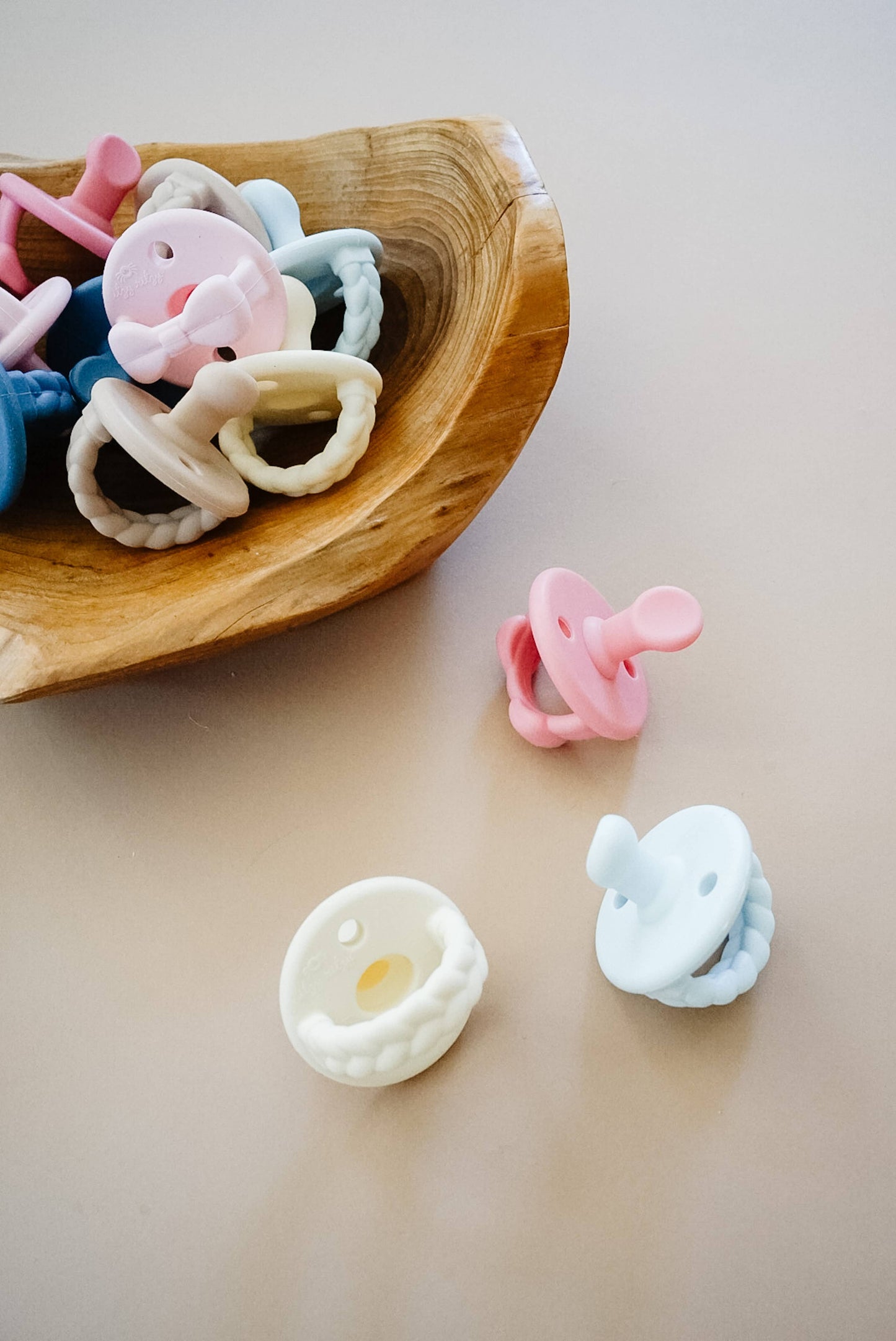 sweetie soother™ orthodontic pacifier sets