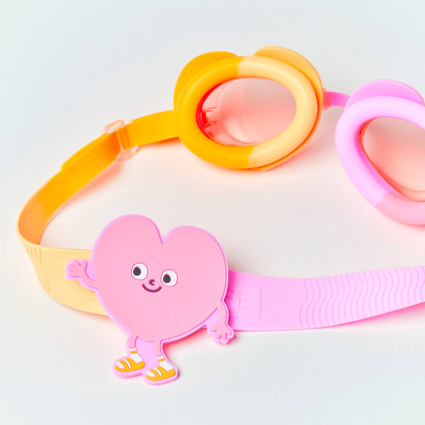 swimming goggles poppy the peach