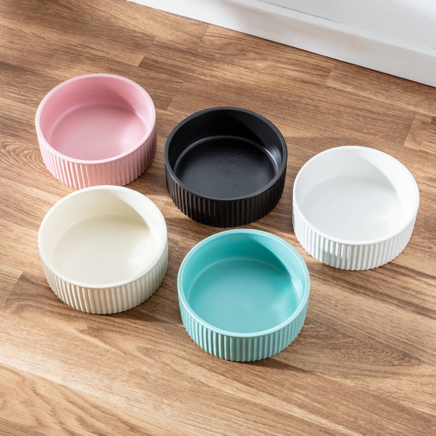 jardin ribbed pet bowl collection – modern matte exterior