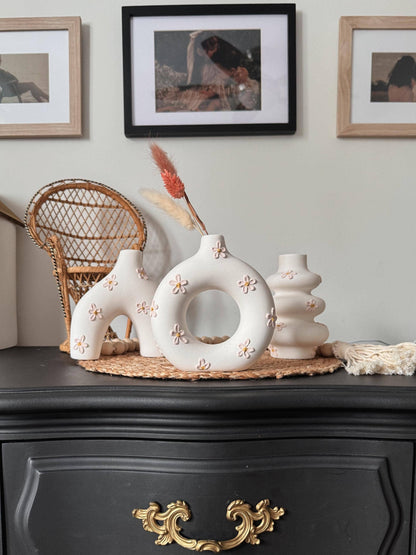 ceramic pink daisy vases