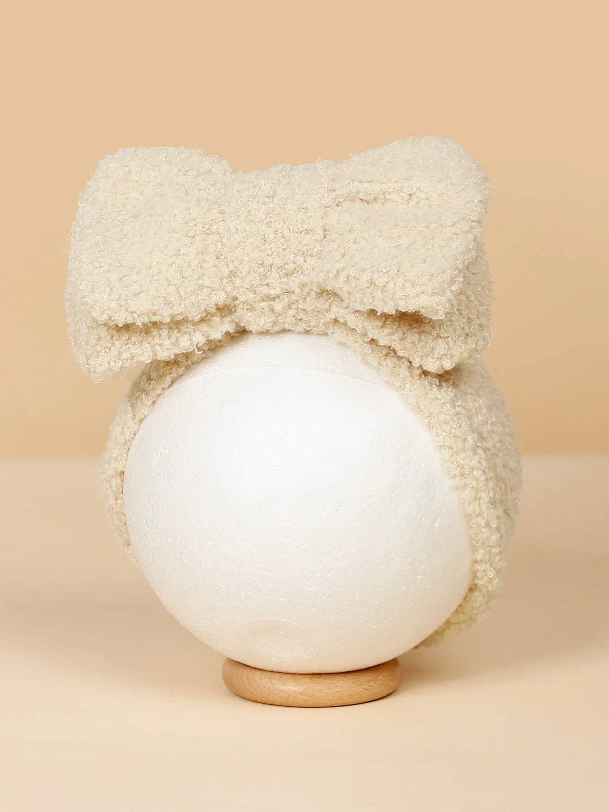 teddy bow, vanilla