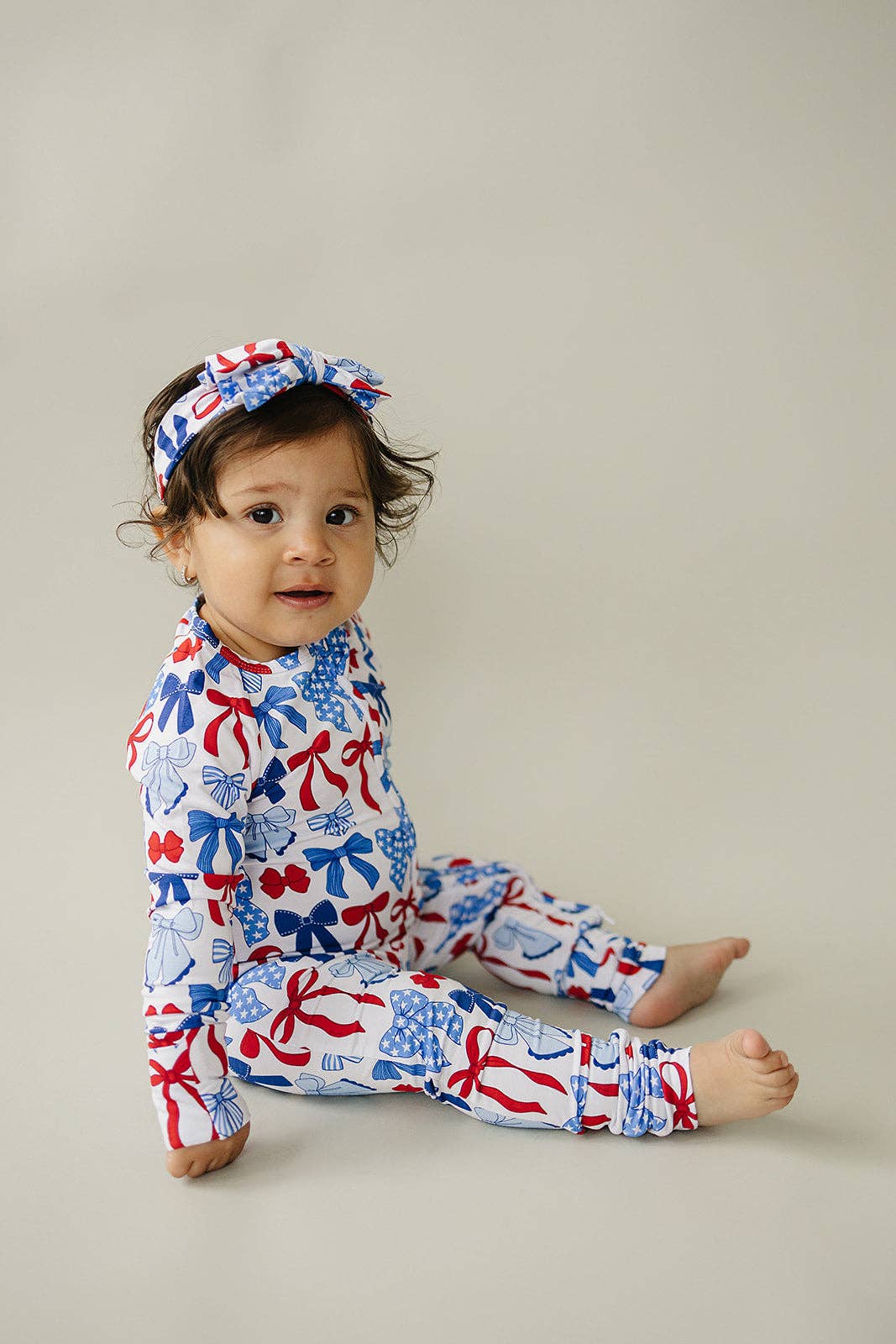 bamboo zip romper  | red-white + bows