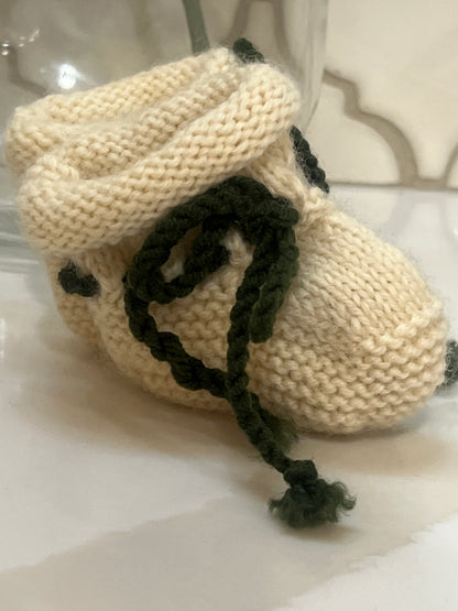 knit baby booties