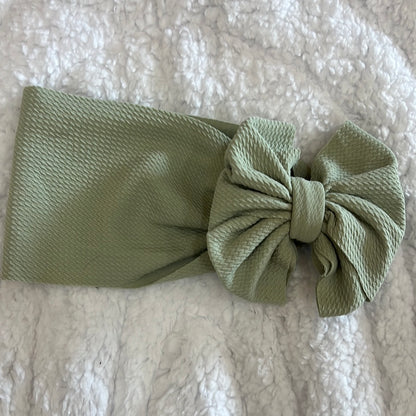 seafoam green bow