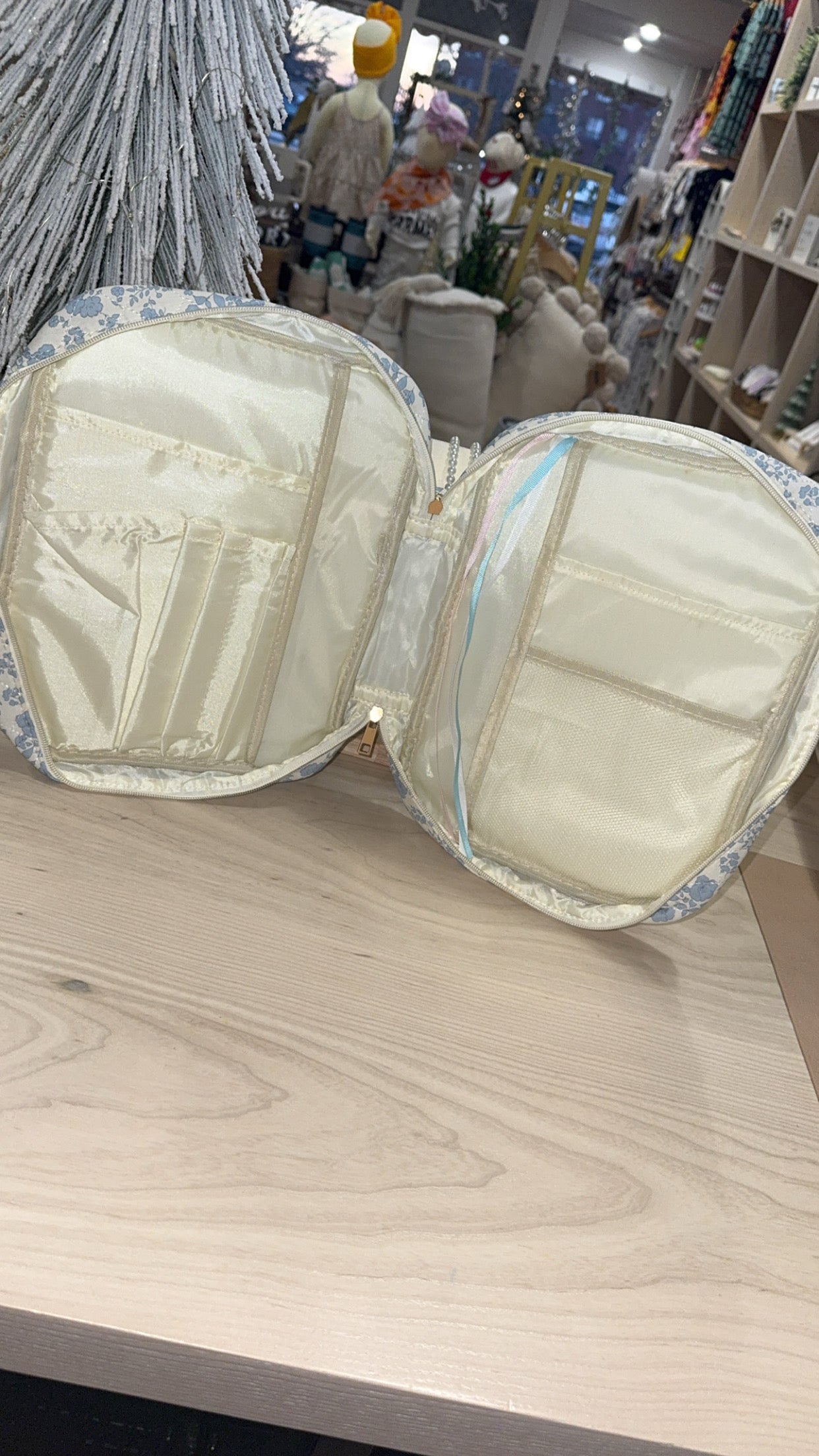 bible case - blue floral