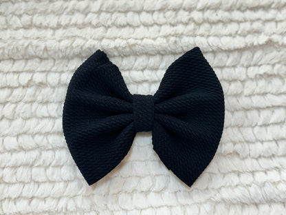 black bow