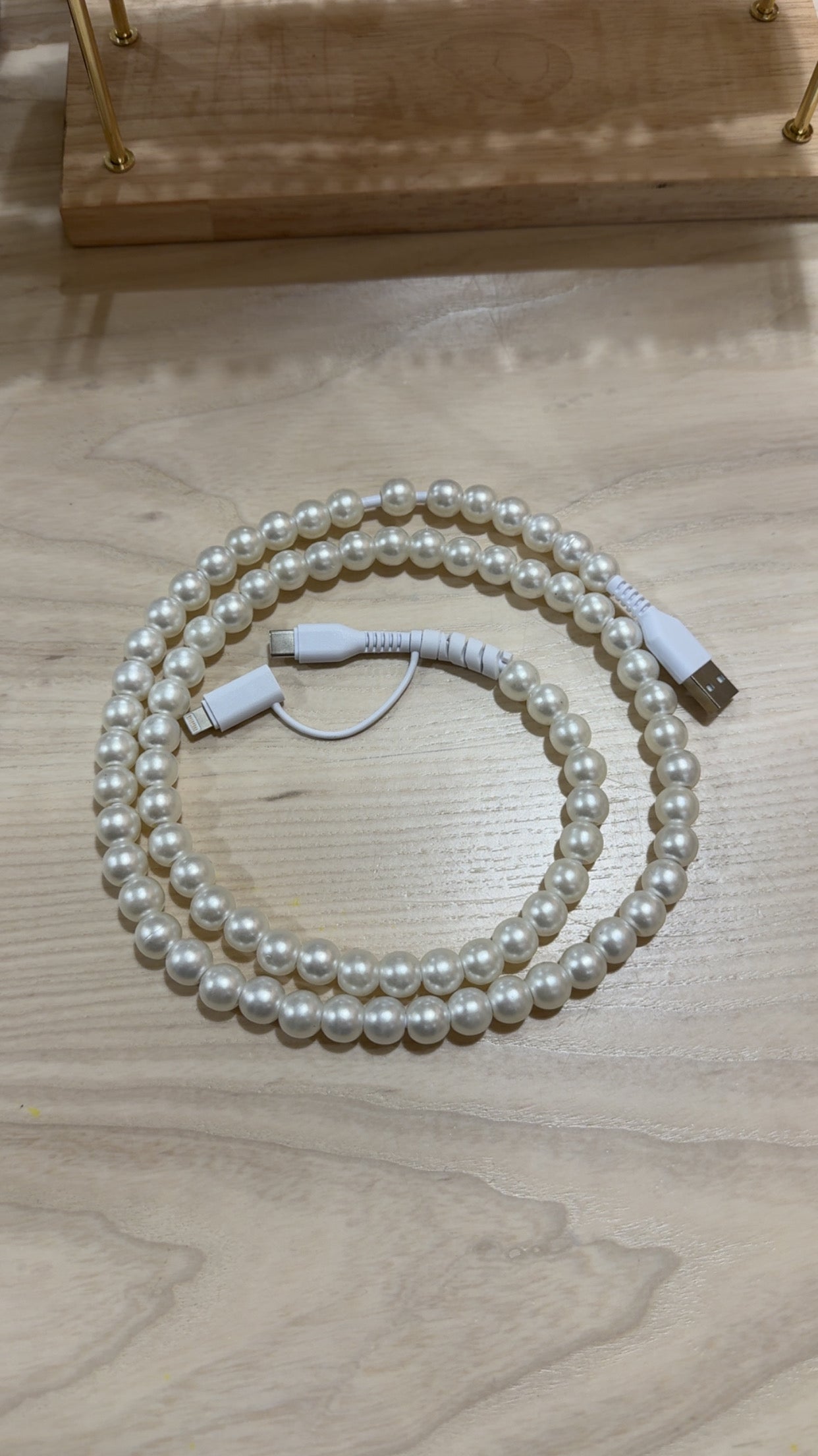 pretty in pearls charging cable