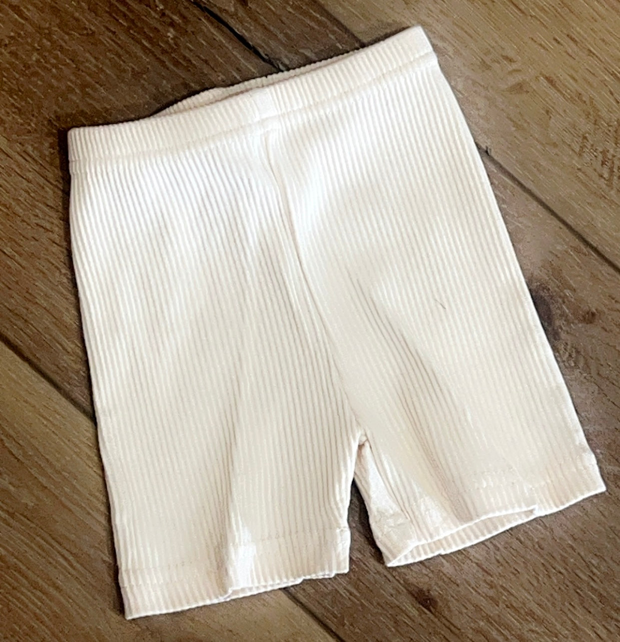 ribbed biker shorts