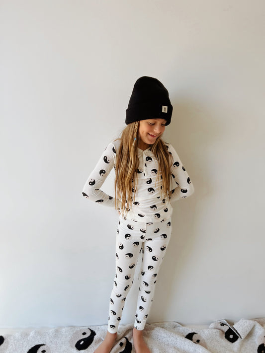 Bamboo Two Piece Pajamas | Black & White Yin Yang - Ivory Soul