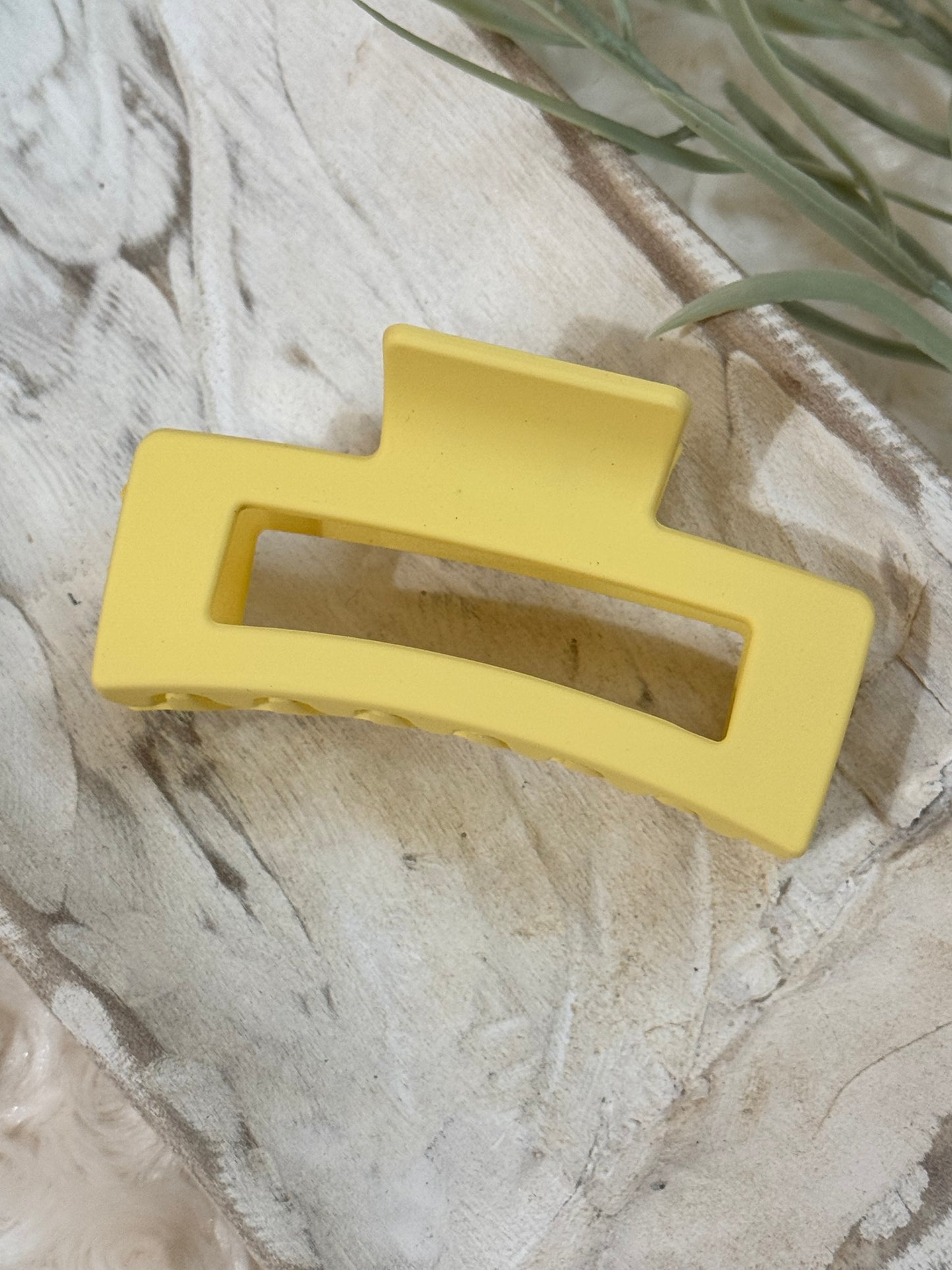 pastel claw clips