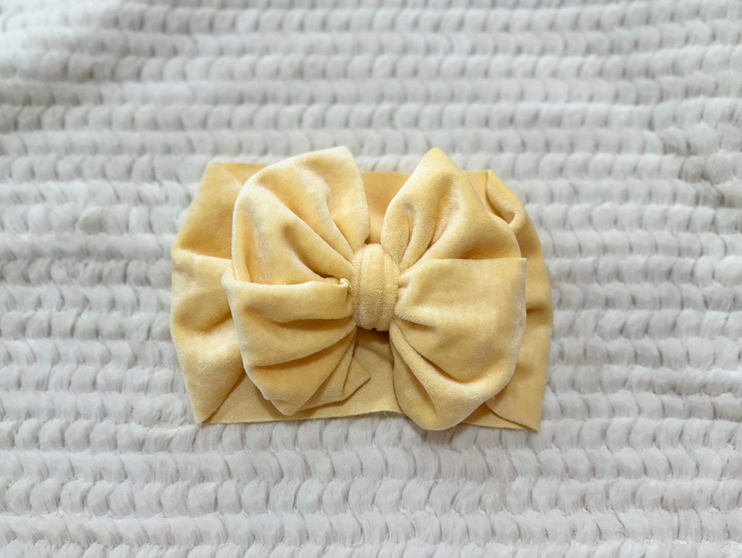 light yellow velvet bow