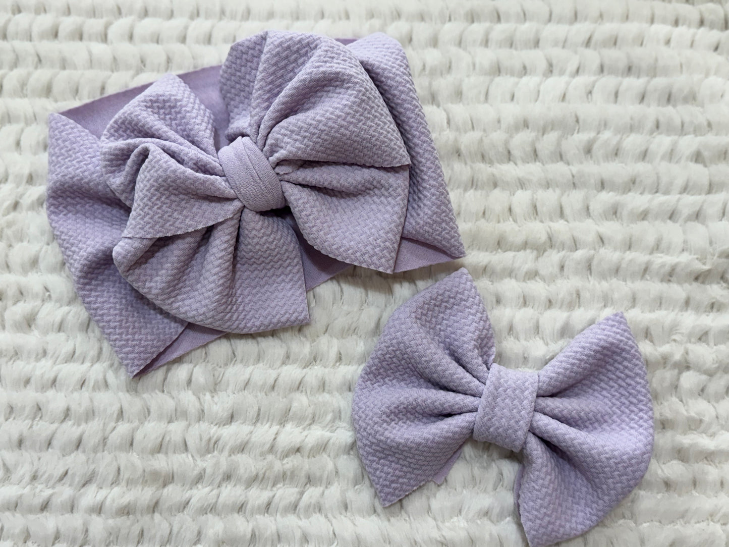 lilac bow