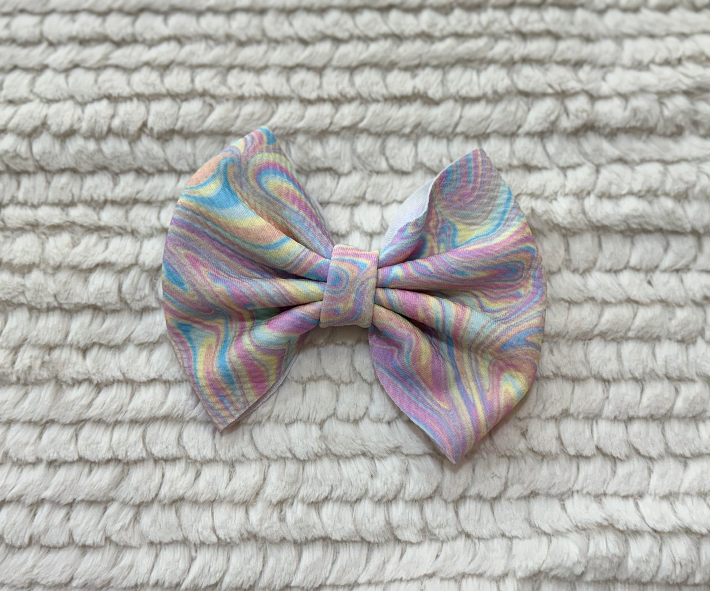 pastel paint spill bow - Ivory Soul