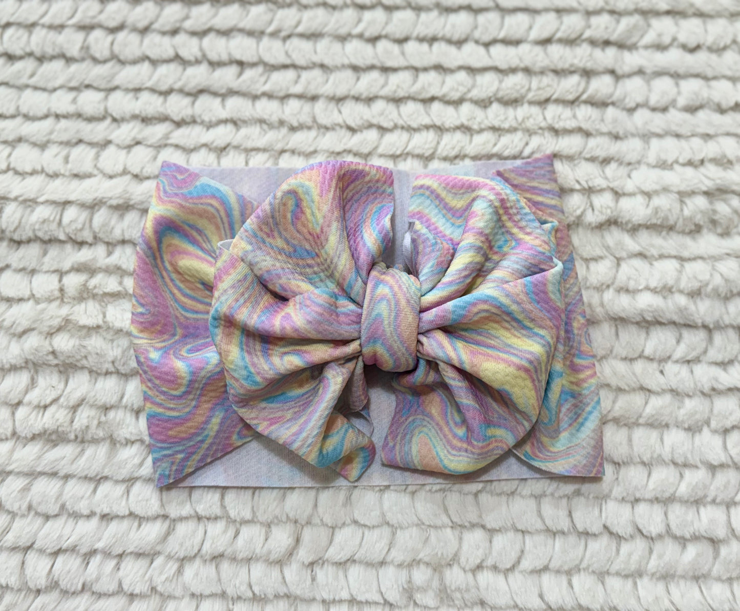 pastel paint spill bow