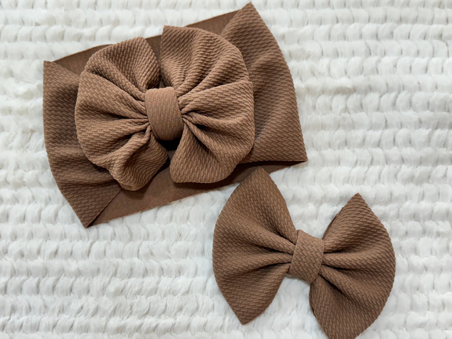 mocha bow